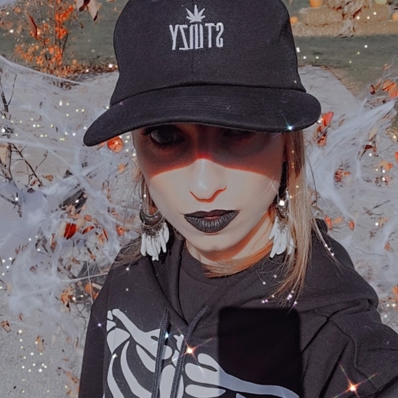 Meet your Posher, Angela - Picture 2 of 3